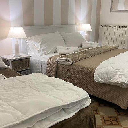 Bb Essenze Bed & Breakfast Palermo Exterior photo